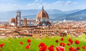 Die Kathedrale Santa Maria del Fiore in Florenz ist die Bischofskirche des Erzbistums Florenz und somit Metropolitankirche der Kirchenprovinz Florenz. Ihre gewaltige weltbekannte Kuppel, das Hauptwerk Brunelleschis, gilt als technische Meisterleistung der